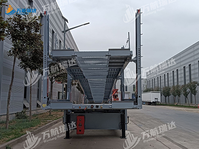 轿式运输半挂车