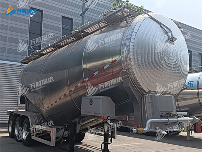 卧式罐粉粒物料运输半挂车