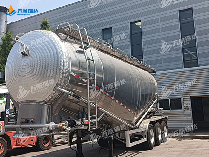 卧式罐粉粒物料运输半挂车