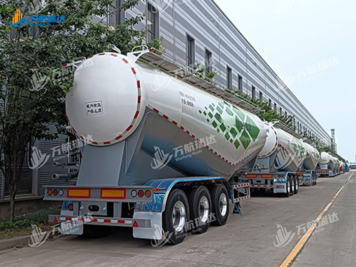 卧式罐粉粒物料运输半挂车