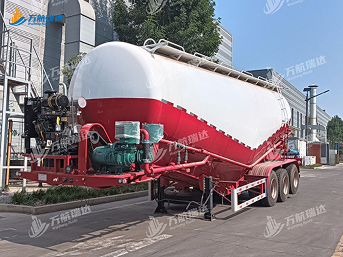 卧式罐粉粒物料运输半挂车