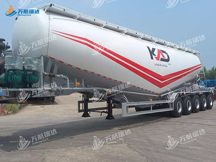 卧式罐粉粒物料运输半挂车