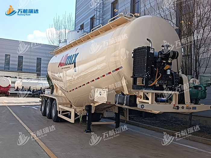 卧式罐粉粒物料运输半挂车