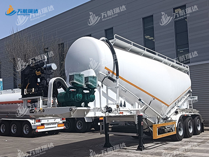 卧式罐粉粒物料运输半挂车