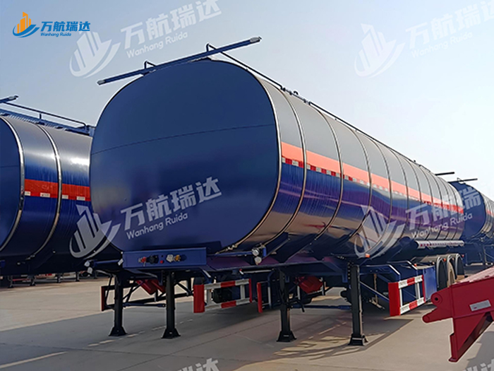 保温型油罐半挂车