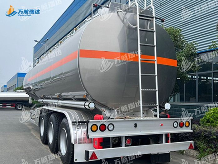 铝合金油罐车