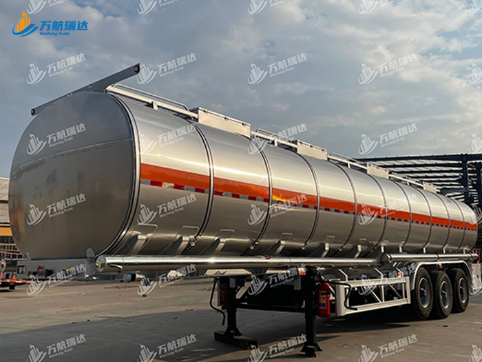 铝合金油罐车