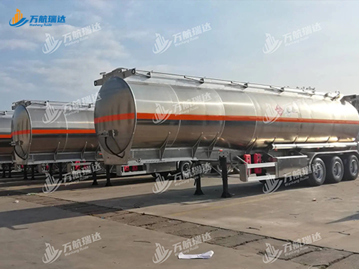 铝合金油罐车