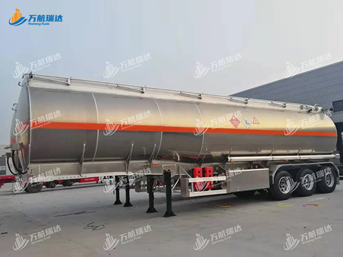 铝合金油罐车