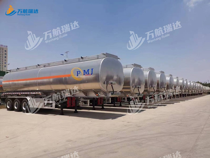 铝合金油罐车