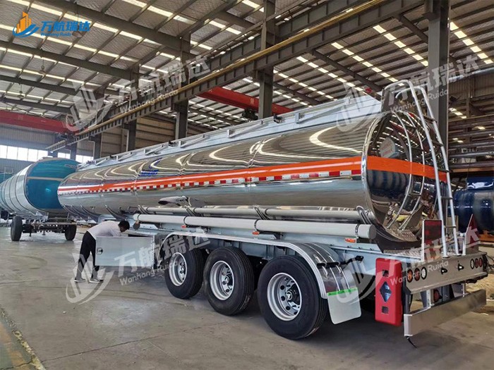 铝合金油罐车