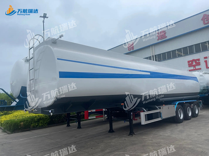 不锈钢油罐车