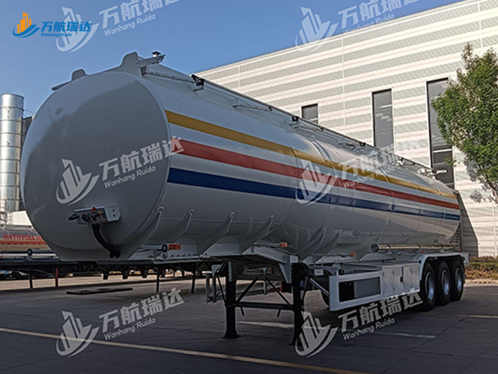 不锈钢油罐车