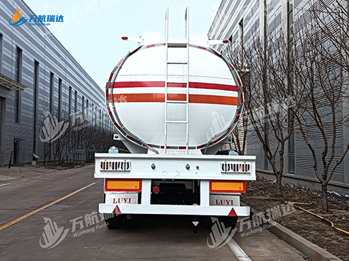 不锈钢油罐车