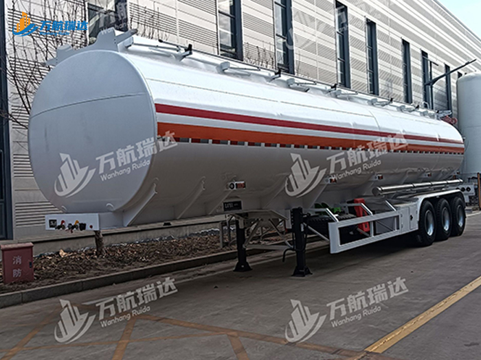 不锈钢油罐车