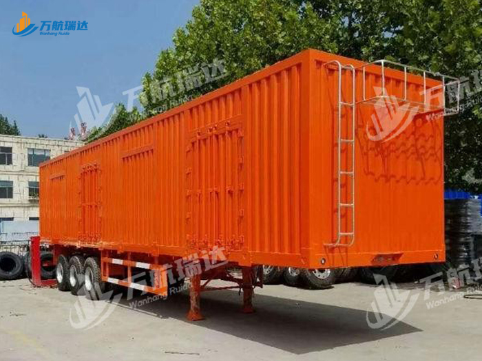 直梁式集装箱半挂车