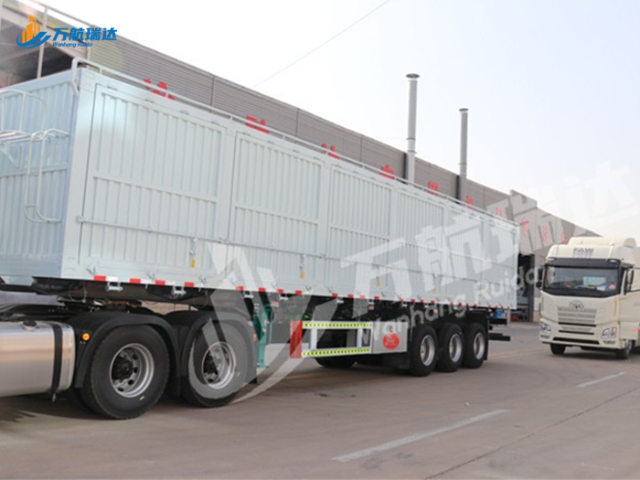 出口型厢式运输半挂车