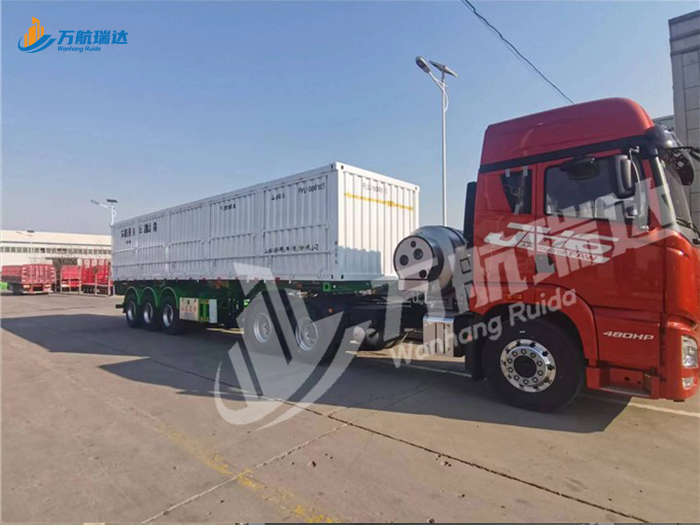 厢式运输半挂车