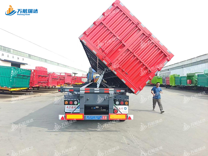 厢式侧翻自卸半挂车