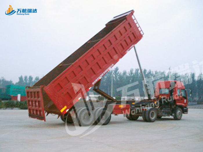 厢式后翻自卸半挂车