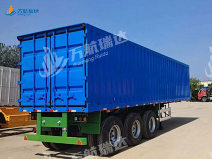 物流运输厢式半挂车