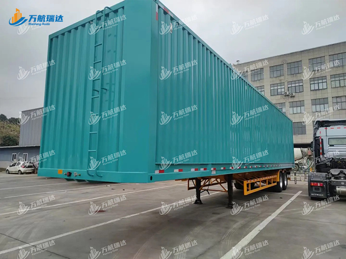 物流运输厢式半挂车