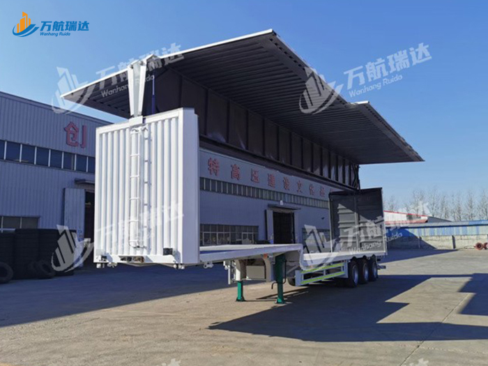 双飞翼半挂车