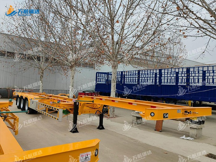 鹅颈式骨架运输半挂车