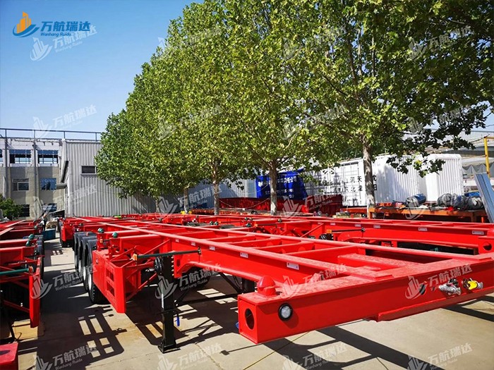 鹅颈式骨架运输半挂车