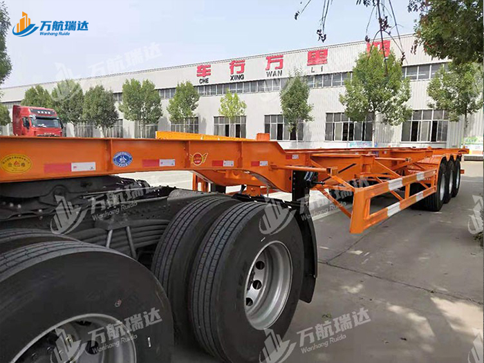 鹅颈式骨架运输半挂车