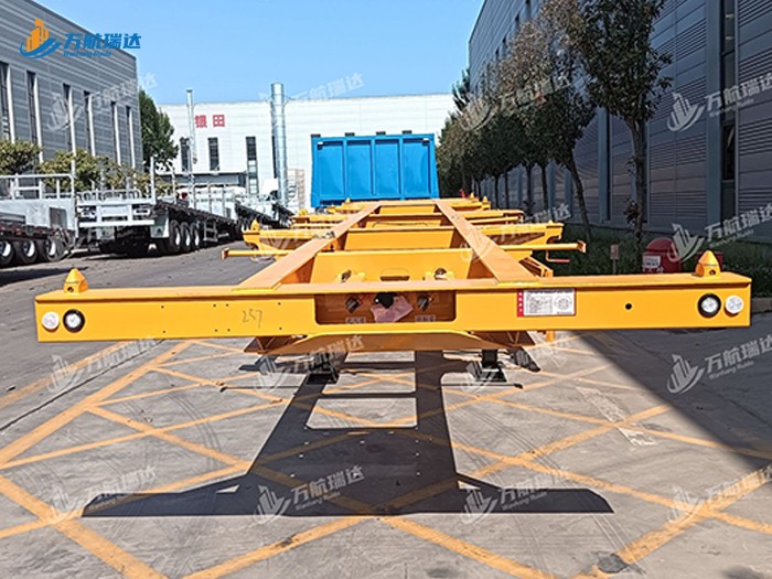 直梁式骨架运输半挂车
