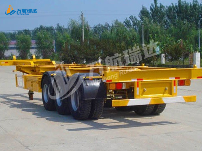 直梁式骨架运输半挂车