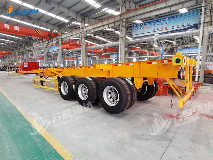 直梁式骨架运输半挂车