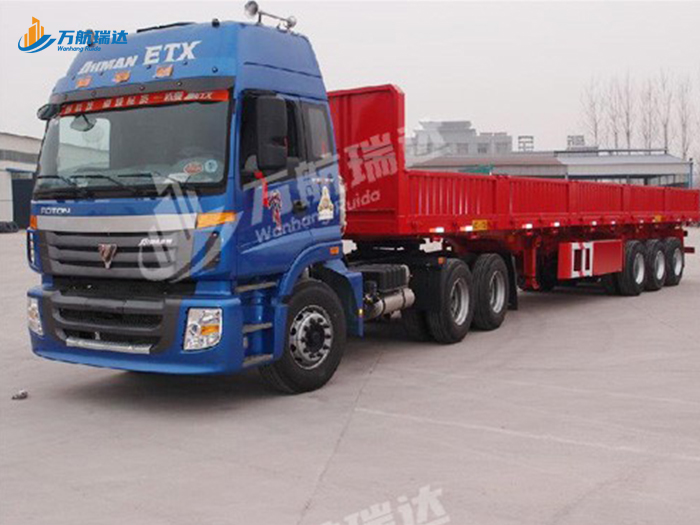 竖瓦楞栏板半挂车