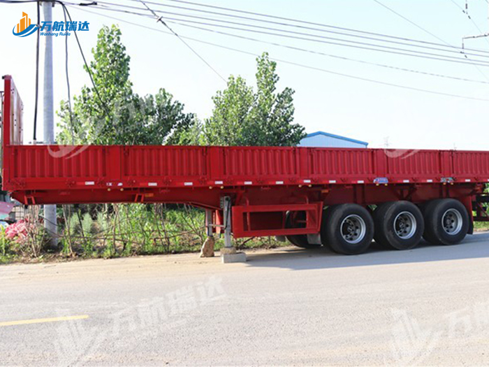 竖瓦楞栏板半挂车