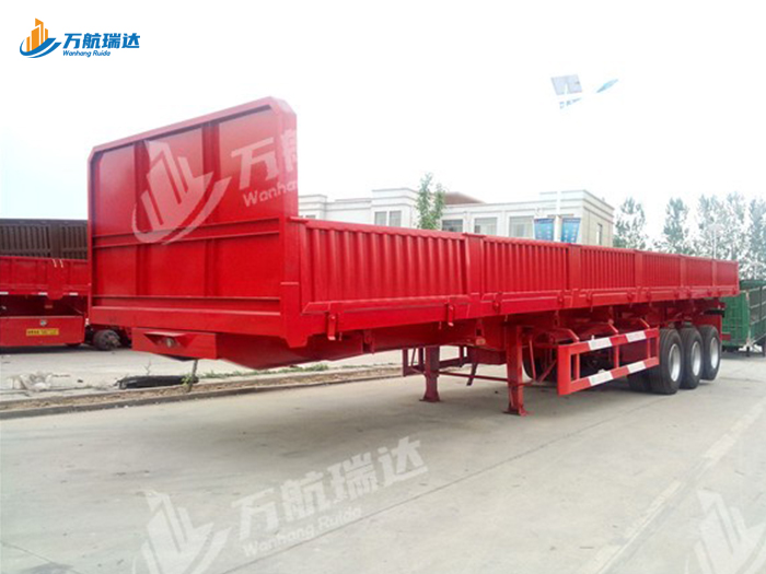 竖瓦楞栏板半挂车