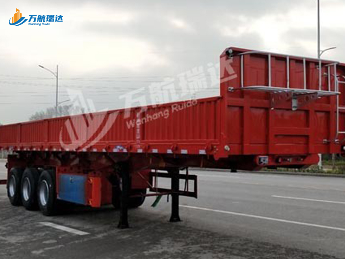 竖瓦楞栏板半挂车