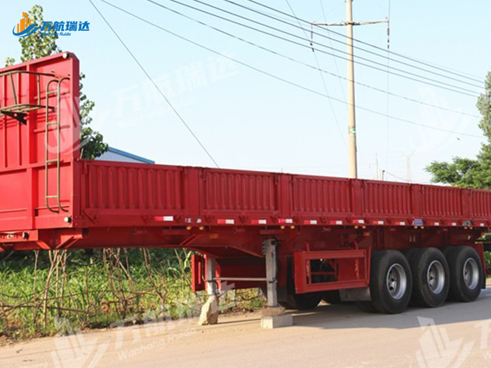 竖瓦楞栏板半挂车