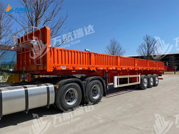 竖瓦楞栏板半挂车