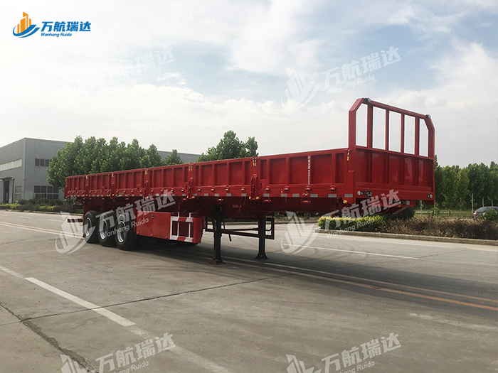 平板式栏板半挂车