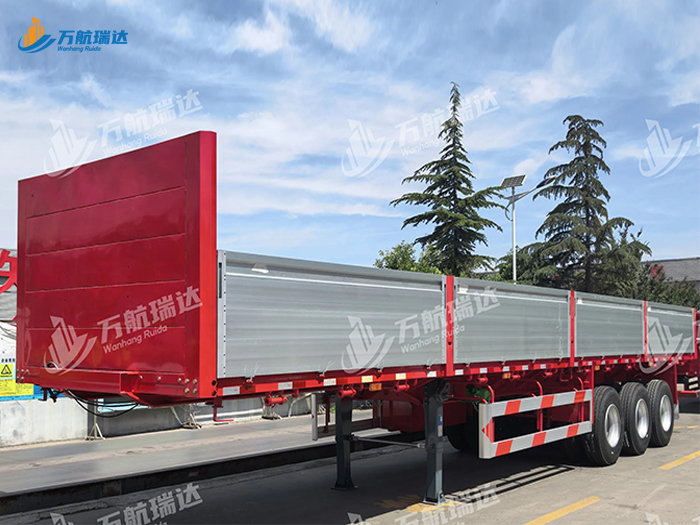 出口型栏板半挂车