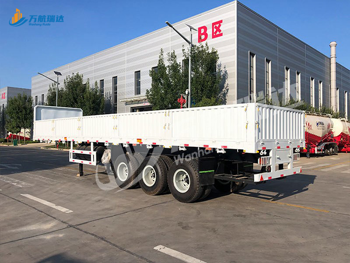 出口型栏板半挂车