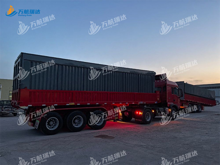 箱中箱侧翻自卸半挂车