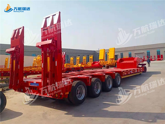 轴线低平板运输半挂车