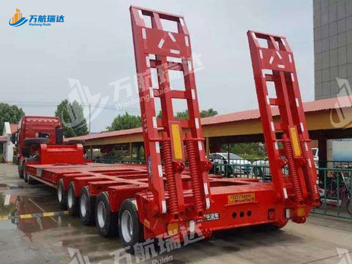 轴线低平板运输半挂车