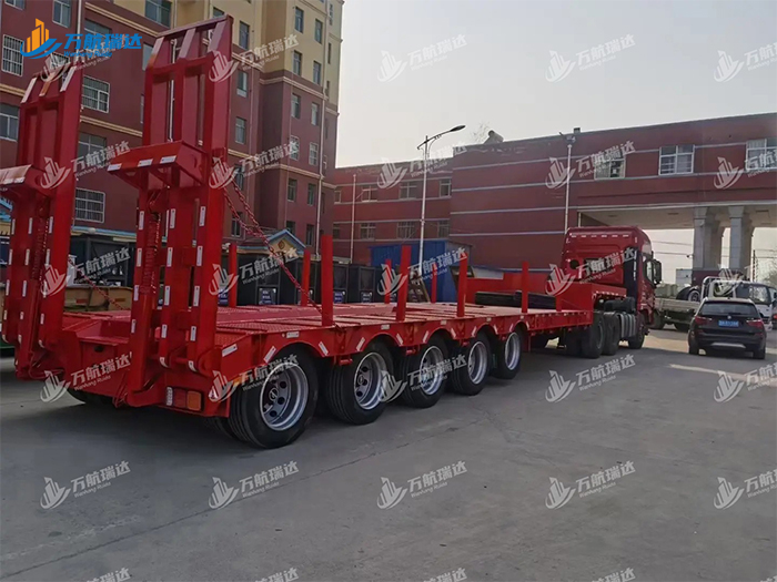 通用低平板半挂车