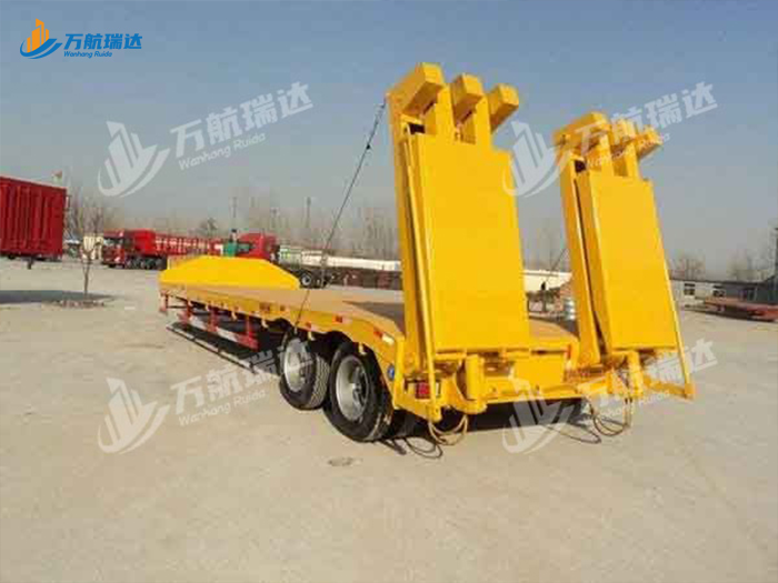 通用低平板半挂车