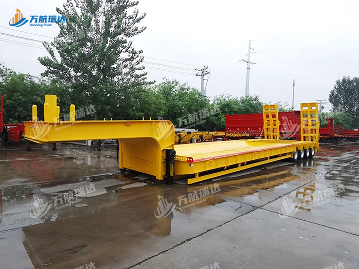 通用低平板半挂车