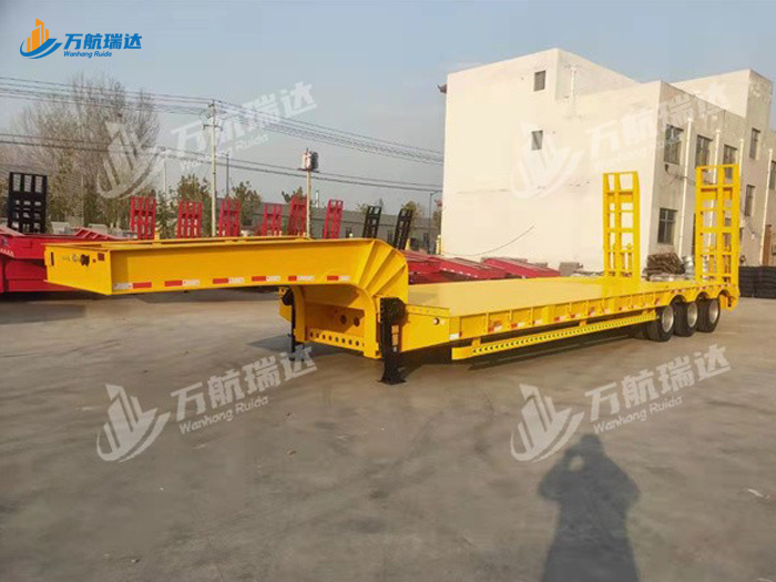 通用低平板半挂车