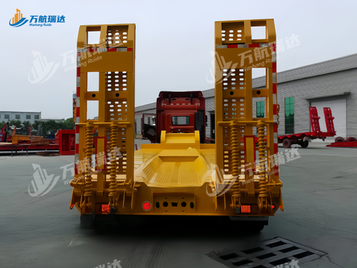 通用低平板半挂车